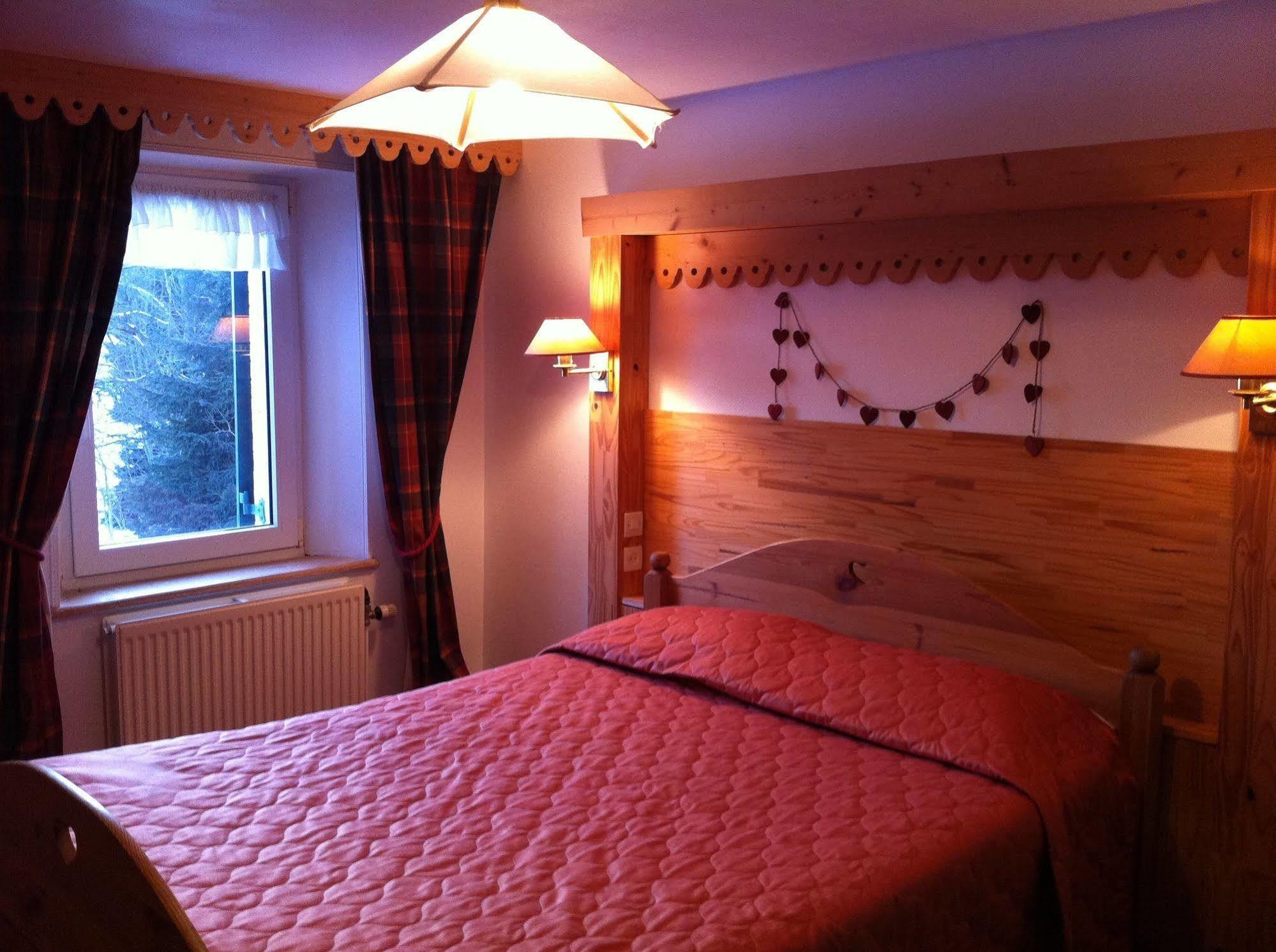 Maison La Deviniere - Sauna Et Spa Compris Accessibles Toute L'Annee Xonrupt-Longemer Eksteriør billede